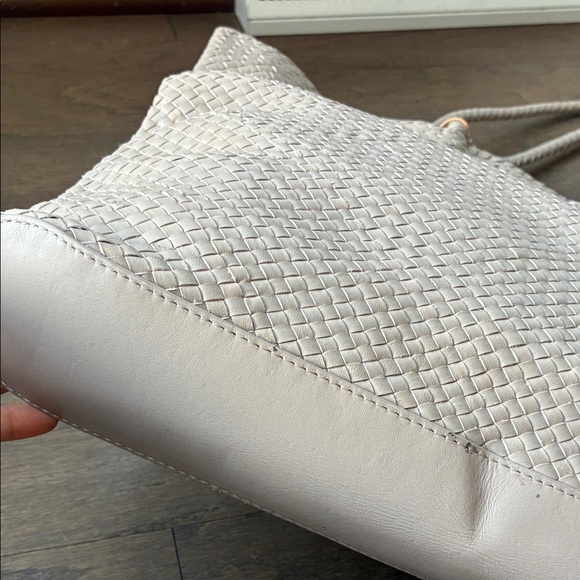 Quince Italian Leather Handwoven Large Tote - Picture 8 of 16